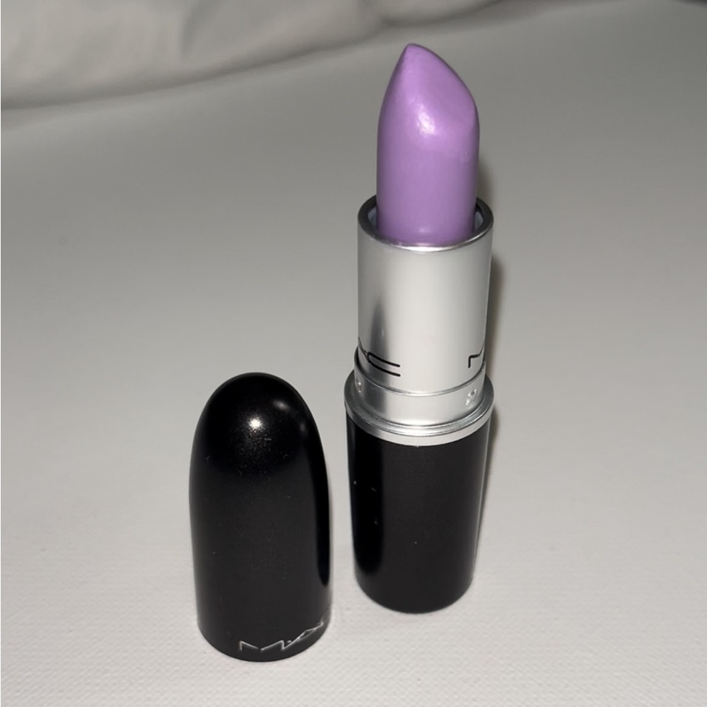 Mac “Lured in” Lipstick